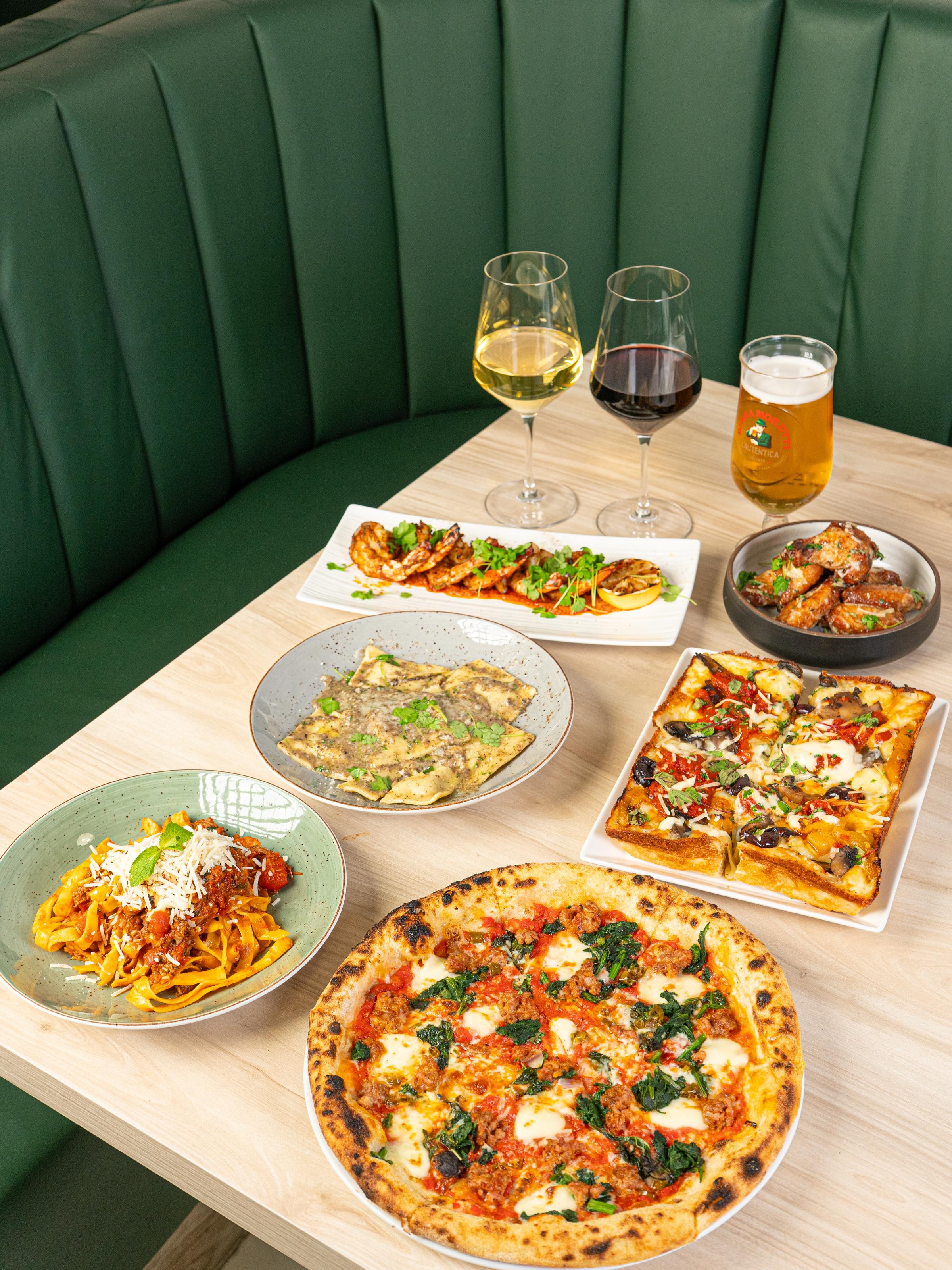 Divino Pizzeria & Grill restaurant
